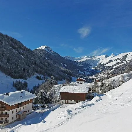 Berghof ザールバッハ・ヒンターグレム